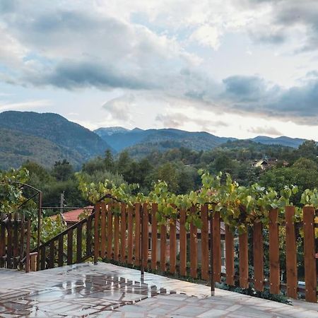 Duvaro Guesthouse Raduil ภายนอก รูปภาพ