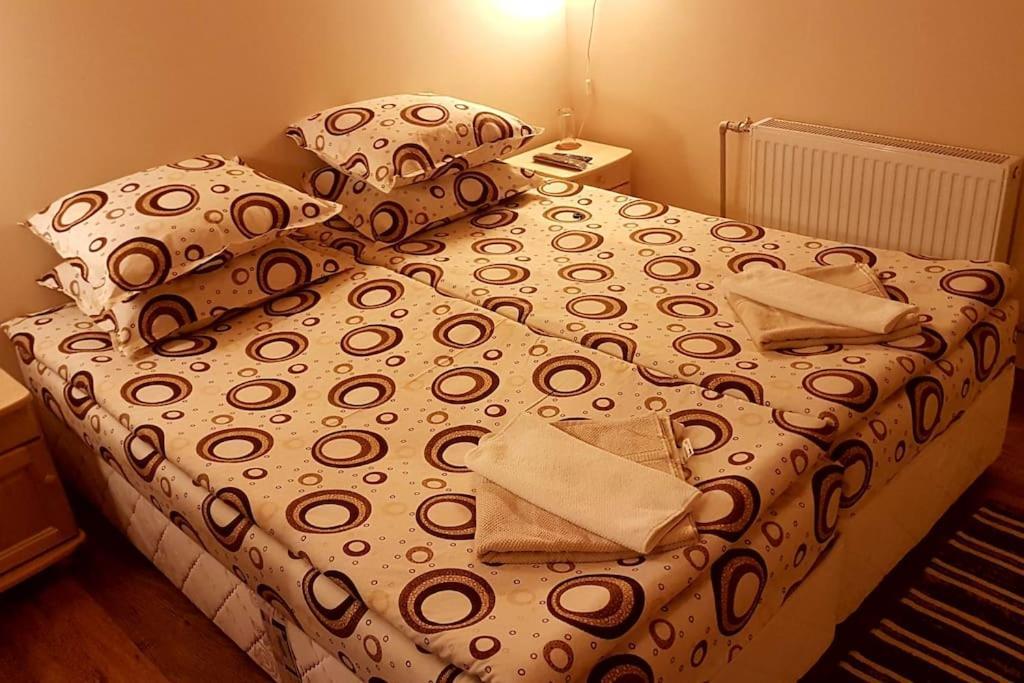Duvaro Guesthouse Raduil ภายนอก รูปภาพ